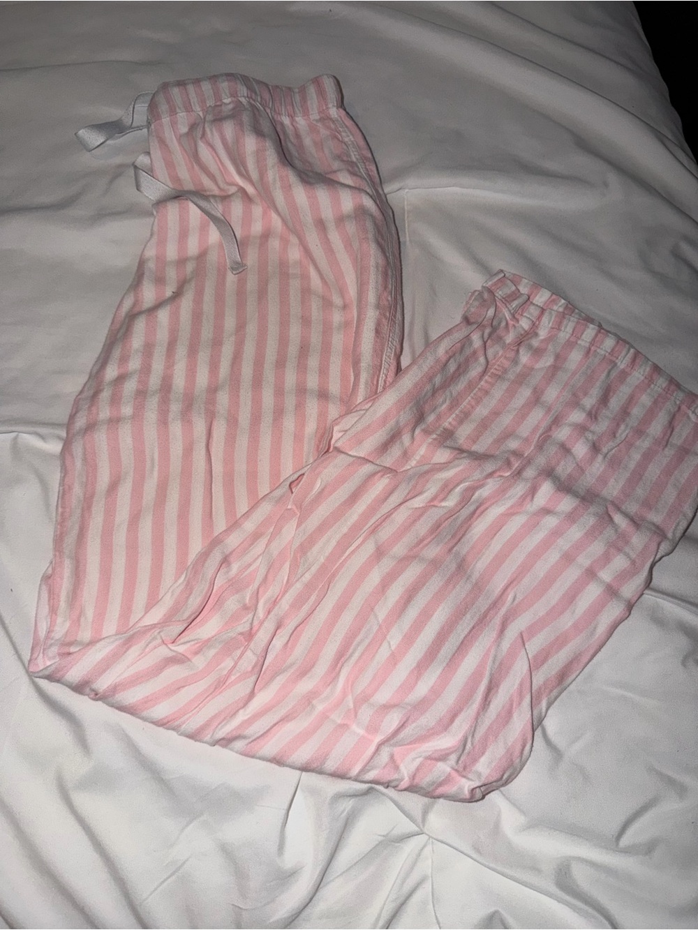 Bundle of women’s clothing - Picture 9 of 12
